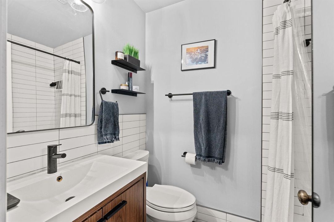 34-web-or-mls-A7401955