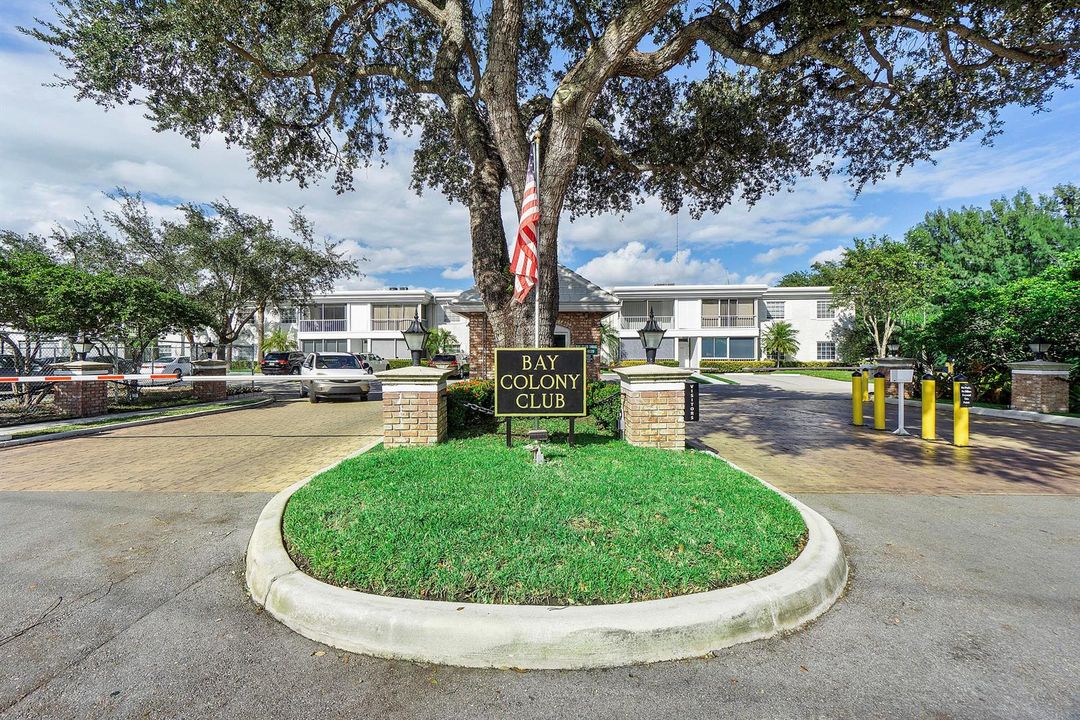 6375 Bay Club Dr Apt3_36