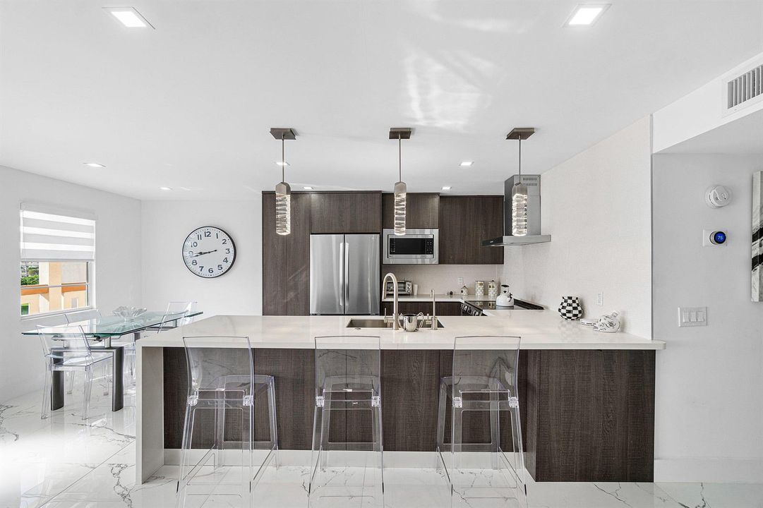 008-4017NewcastleA-BocaRaton-FL-33434-SM