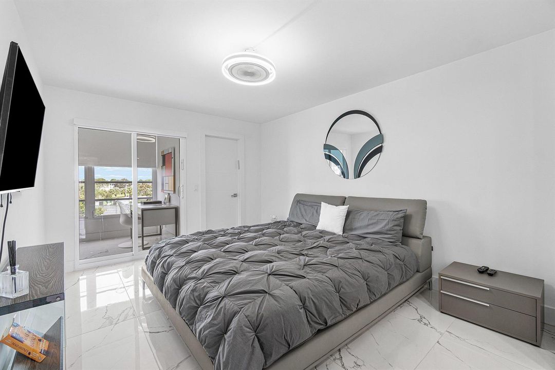 022-4017NewcastleA-BocaRaton-FL-33434-SM