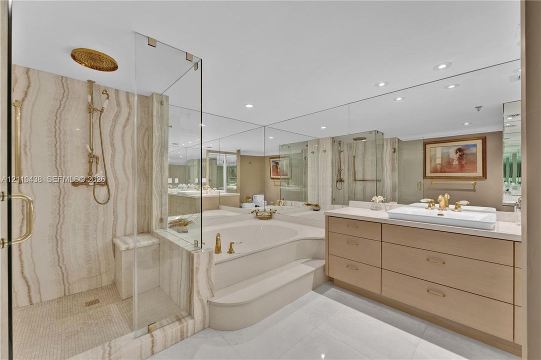 Maser Bathroom
