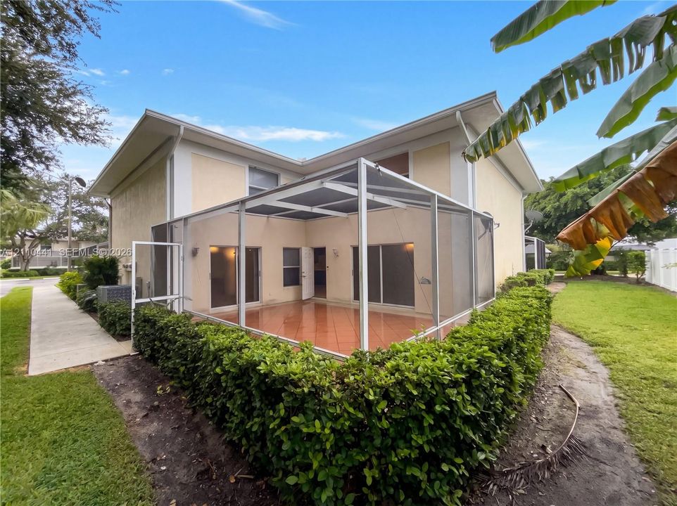 En Venta: $195,000 (3 camas, 3 baños, 1560 Pies cuadrados)