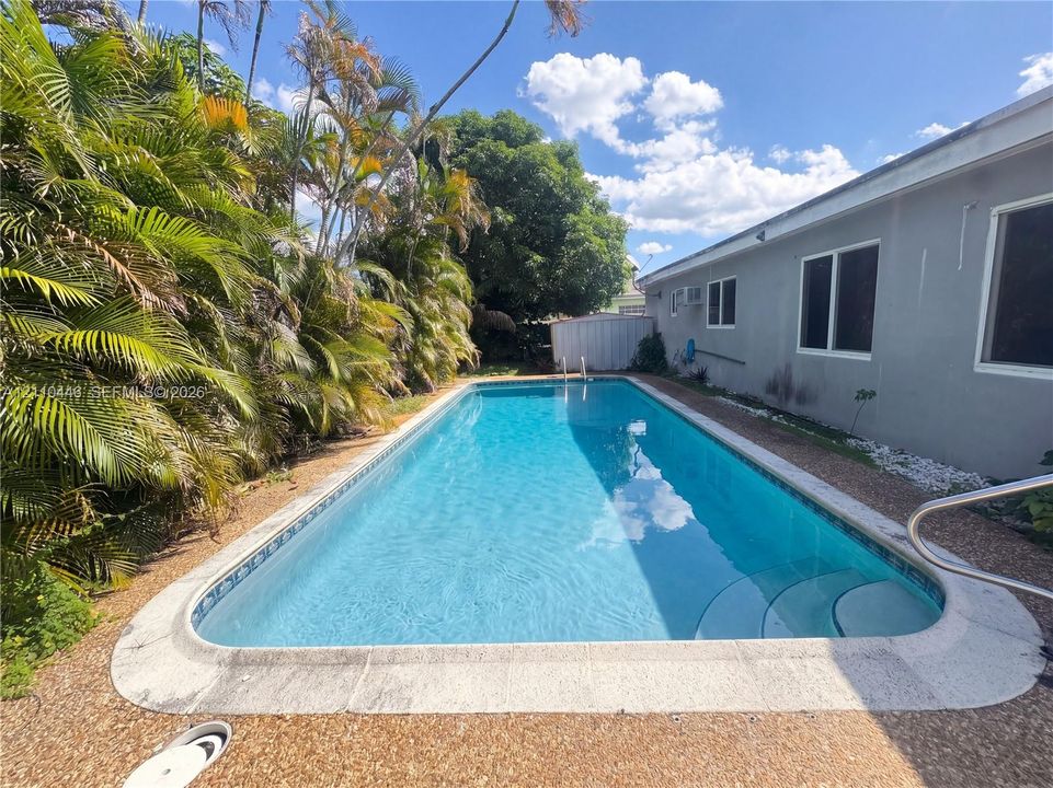 En Venta: $510,000 (4 camas, 2 baños, 1794 Pies cuadrados)