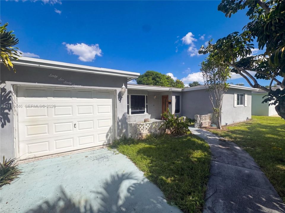 En Venta: $510,000 (4 camas, 2 baños, 1794 Pies cuadrados)
