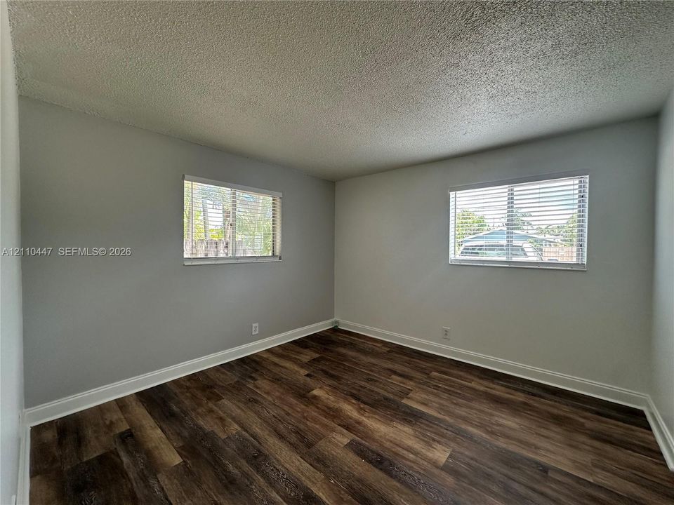 For Rent: $1,625 (1 beds, 1 baths, 750 Square Feet)