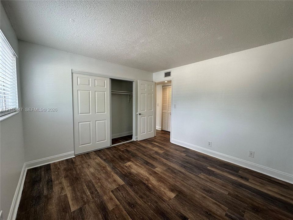 For Rent: $1,625 (1 beds, 1 baths, 750 Square Feet)