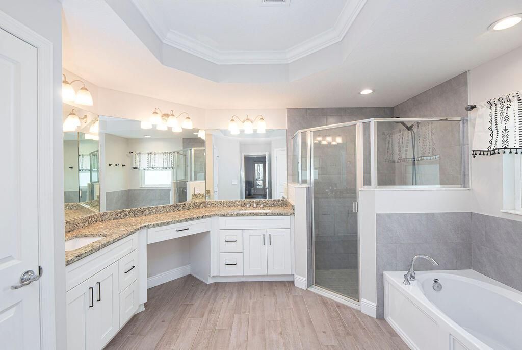 Primary Br Bath