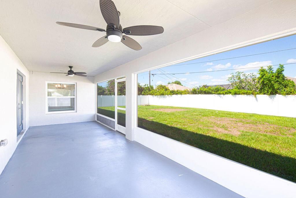 Screened Patio
