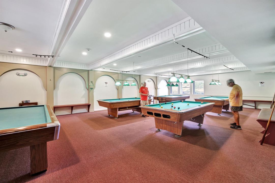 CLUBHOUSE