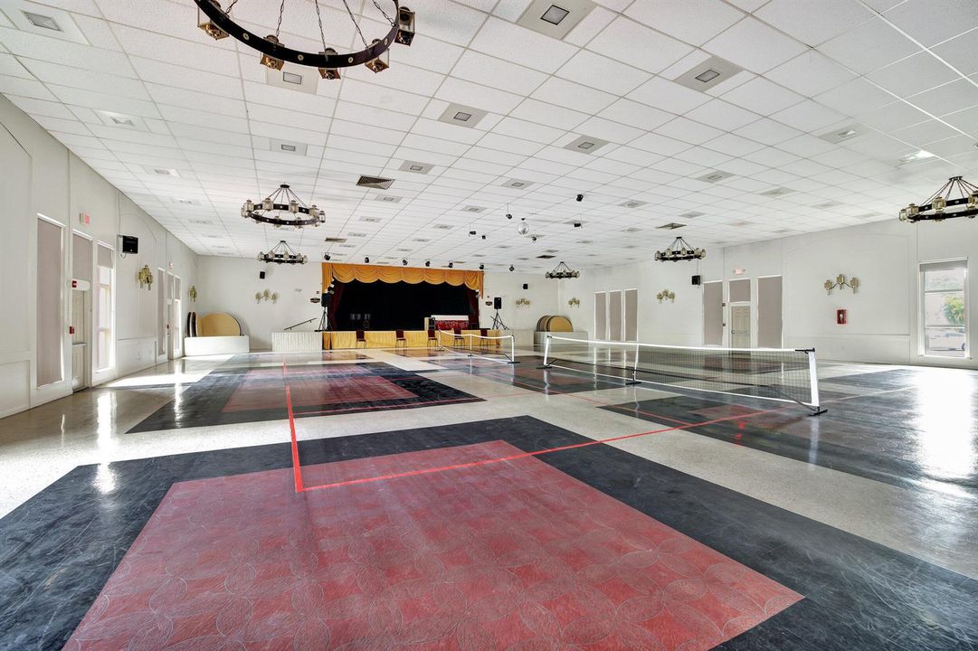CLUBHOUSE/PICKLEBALL