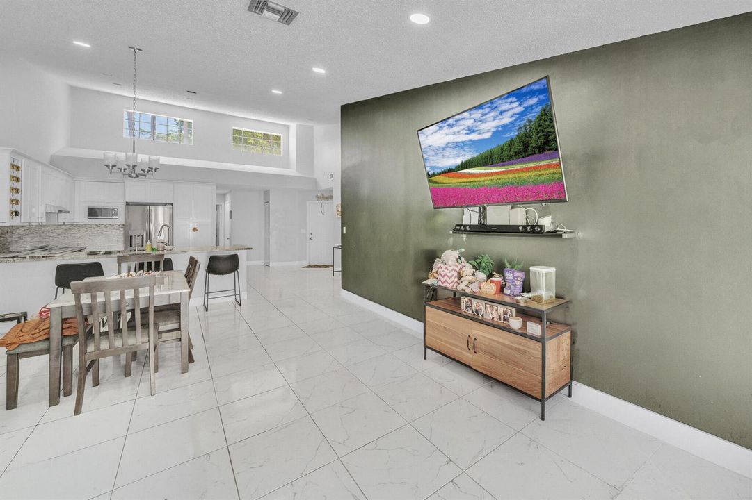 8 Living Area