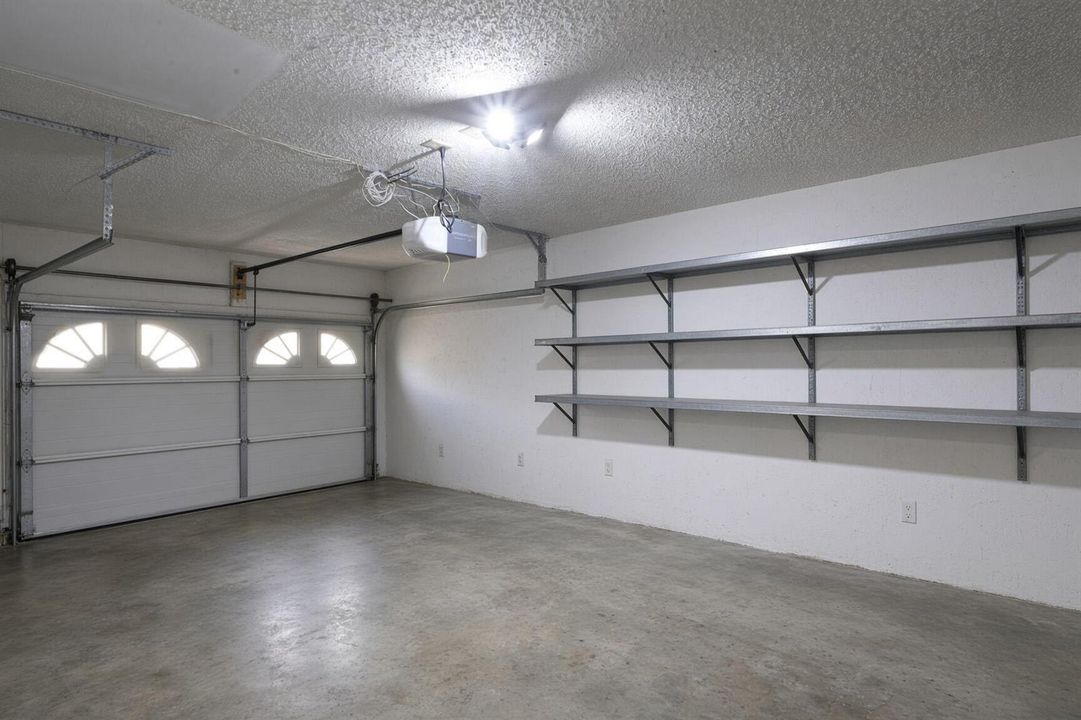 13 Garage (2)