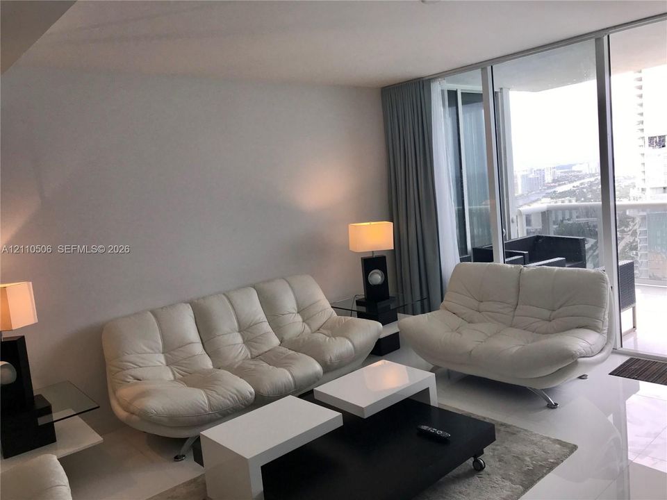 En Renta: $9,000 (2 camas, 2 baños, 1643 Pies cuadrados)