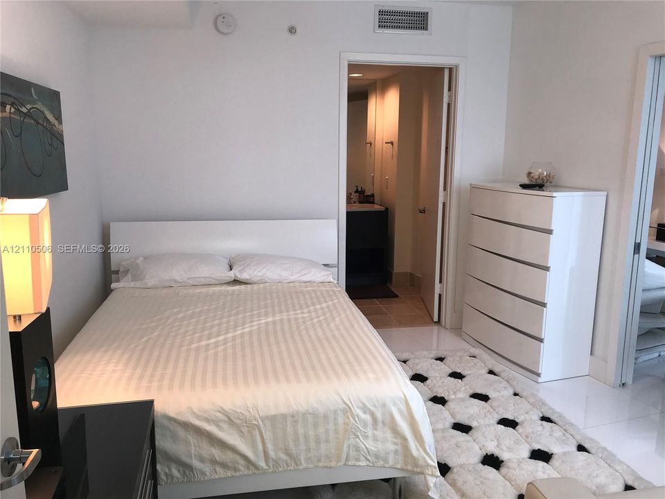 En Renta: $9,000 (2 camas, 2 baños, 1643 Pies cuadrados)