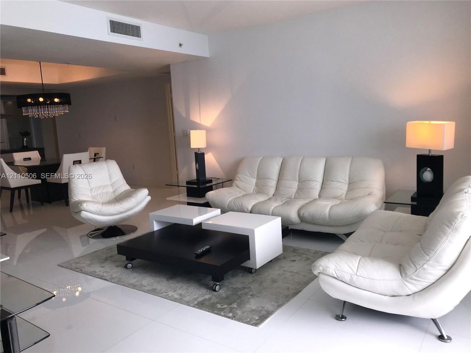 En Renta: $9,000 (2 camas, 2 baños, 1643 Pies cuadrados)