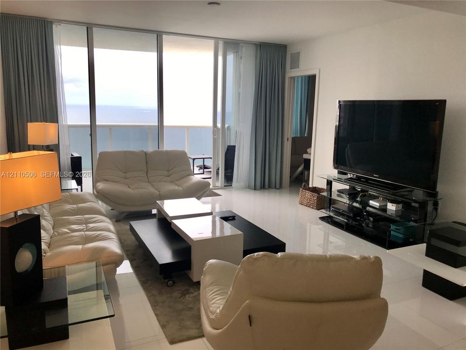 En Renta: $9,000 (2 camas, 2 baños, 1643 Pies cuadrados)