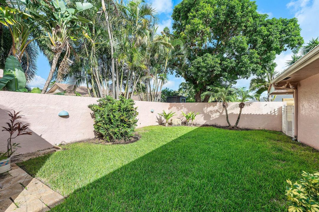 038-1115Southeast14thAvenue-DeerfieldBea