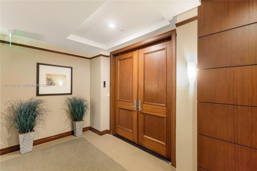 For Sale: $3,295,000 (2 beds, 2 baths, 2076 Square Feet)