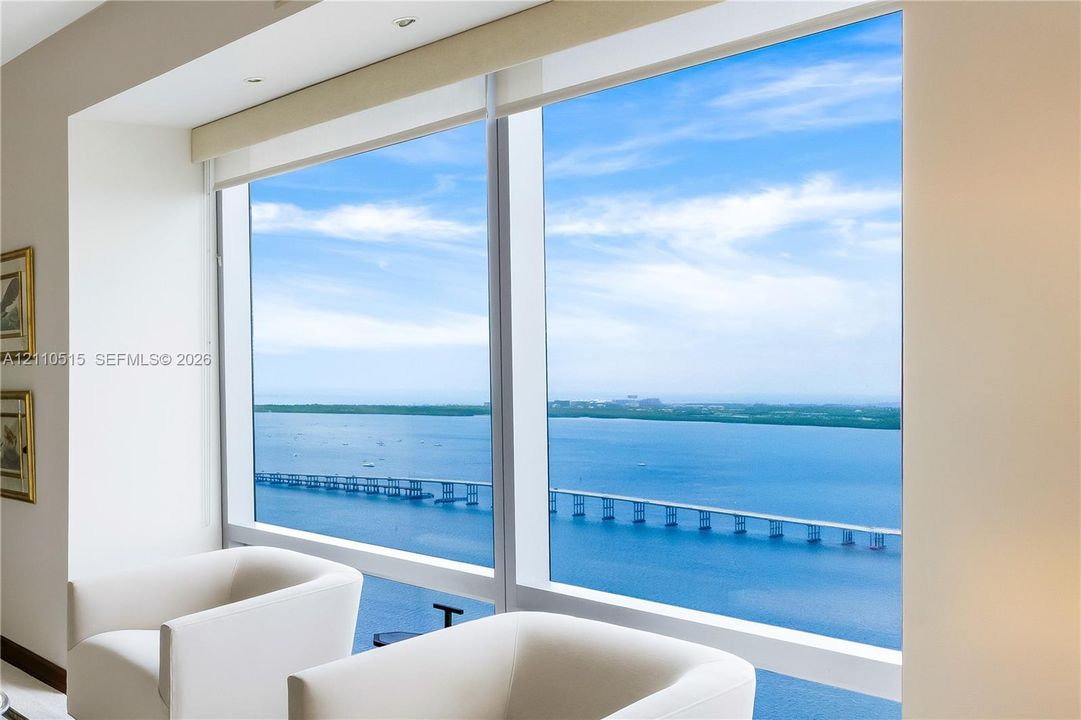 For Sale: $3,295,000 (2 beds, 2 baths, 2076 Square Feet)