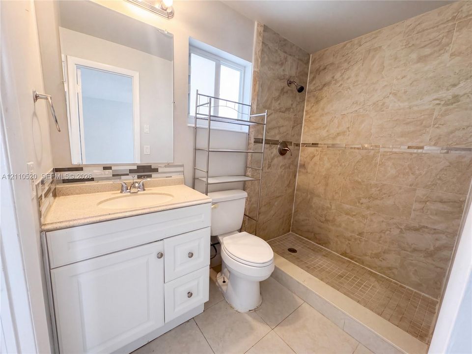 For Rent: $3,800 (4 beds, 2 baths, 1794 Square Feet)