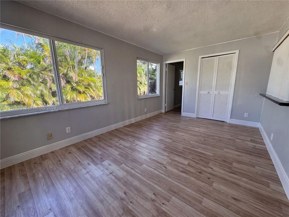 For Rent: $3,800 (4 beds, 2 baths, 1794 Square Feet)