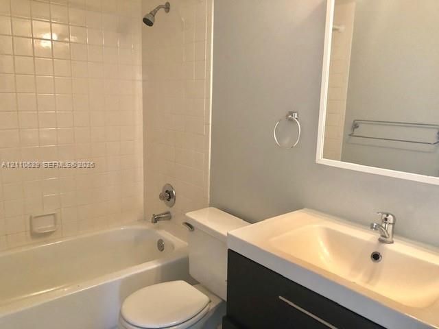 For Rent: $1,900 (2 beds, 2 baths, 1166 Square Feet)