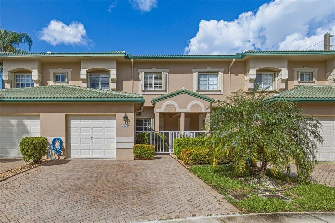 02-Front Home