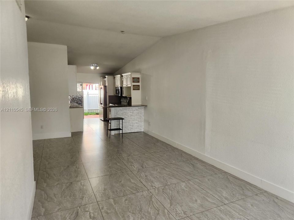En Renta: $3,000 (3 camas, 2 baños, 1175 Pies cuadrados)