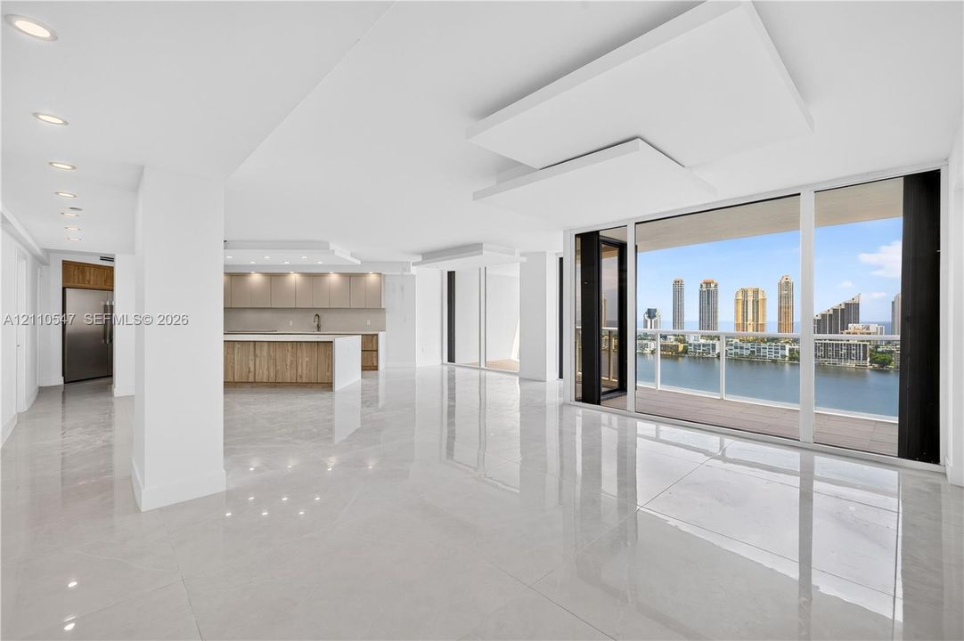 For Rent: $12,500 (3 beds, 4 baths, 2470 Square Feet)
