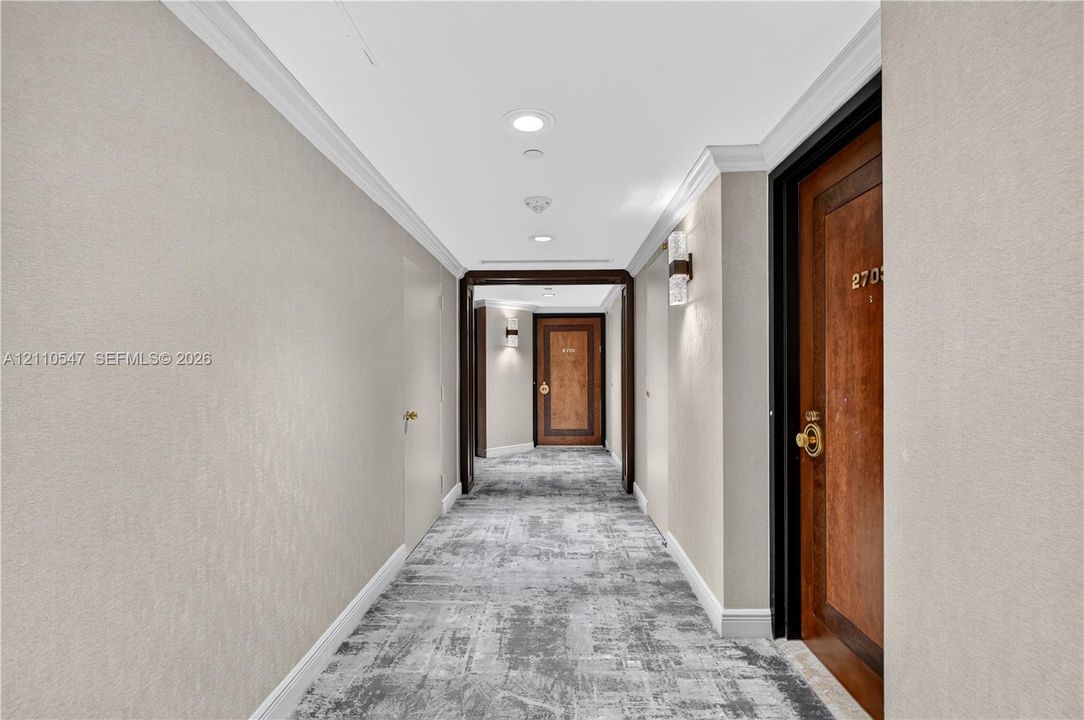 For Rent: $12,500 (3 beds, 4 baths, 2470 Square Feet)