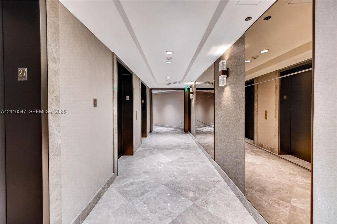 For Rent: $12,500 (3 beds, 4 baths, 2470 Square Feet)