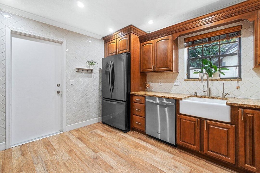 011-1551YachtmanPlace-Wellington-FL-3341