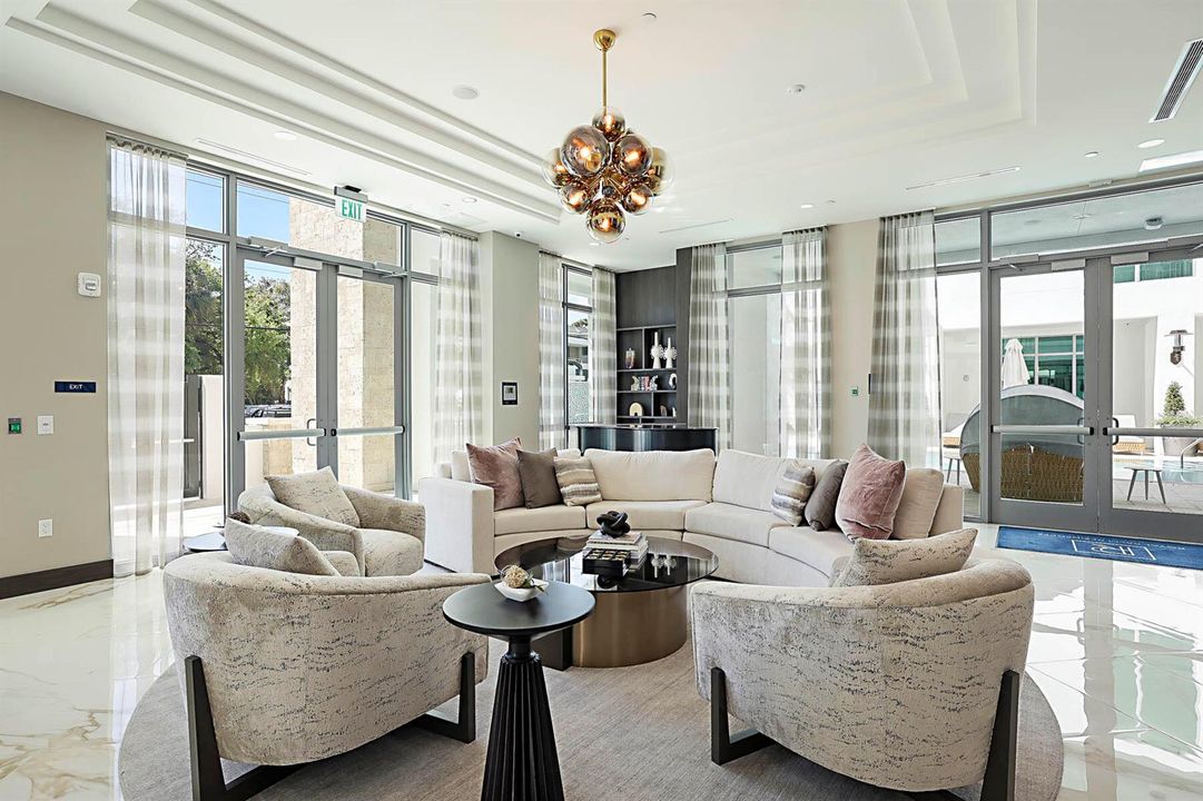 CLUB ROOM