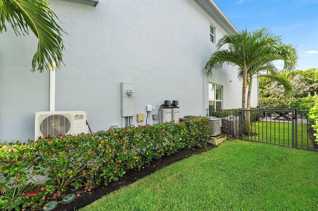 037-2661CountryLakeTrail-BoyntonBeach-FL