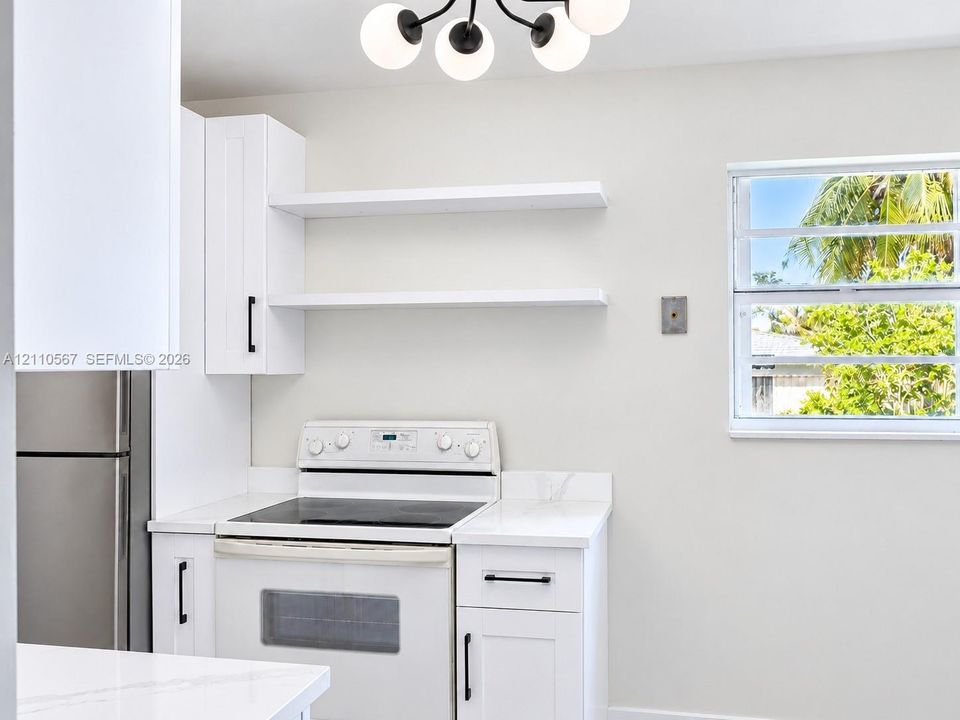 En Venta: $439,000 (2 camas, 1 baños, 920 Pies cuadrados)