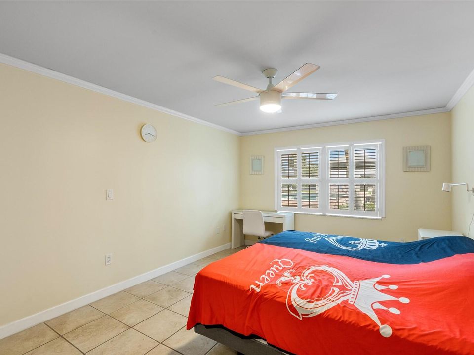 23-Bedroom