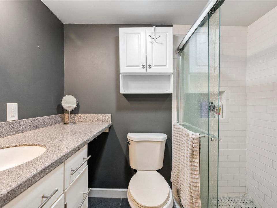 21-Bathroom