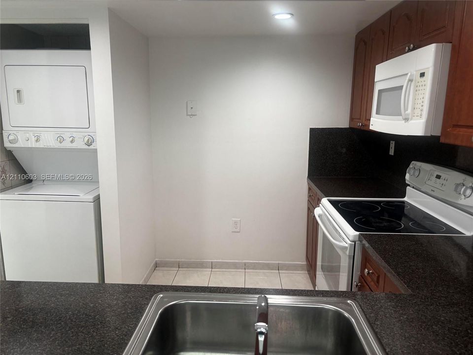 En Renta: $1,790 (1 camas, 1 baños, 708 Pies cuadrados)