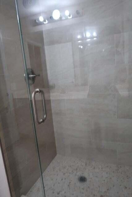 2725-106 2ND BATH 1