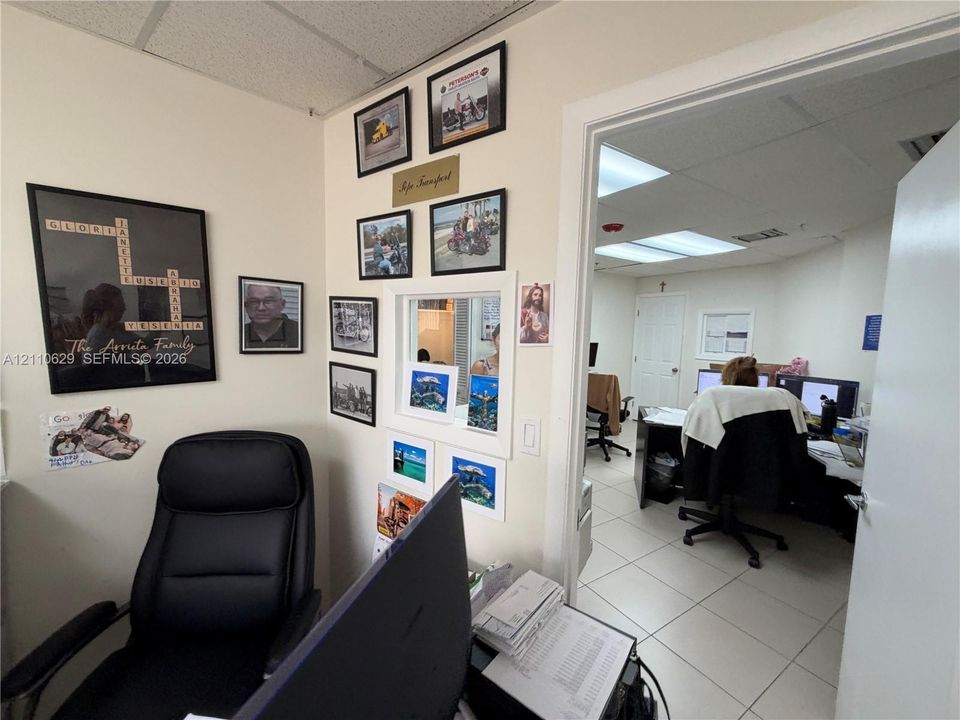 Private office 2