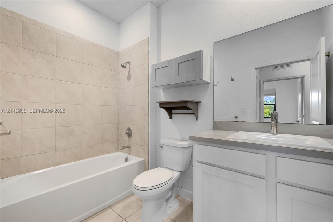 For Sale: $314,900 (3 beds, 2 baths, 1466 Square Feet)