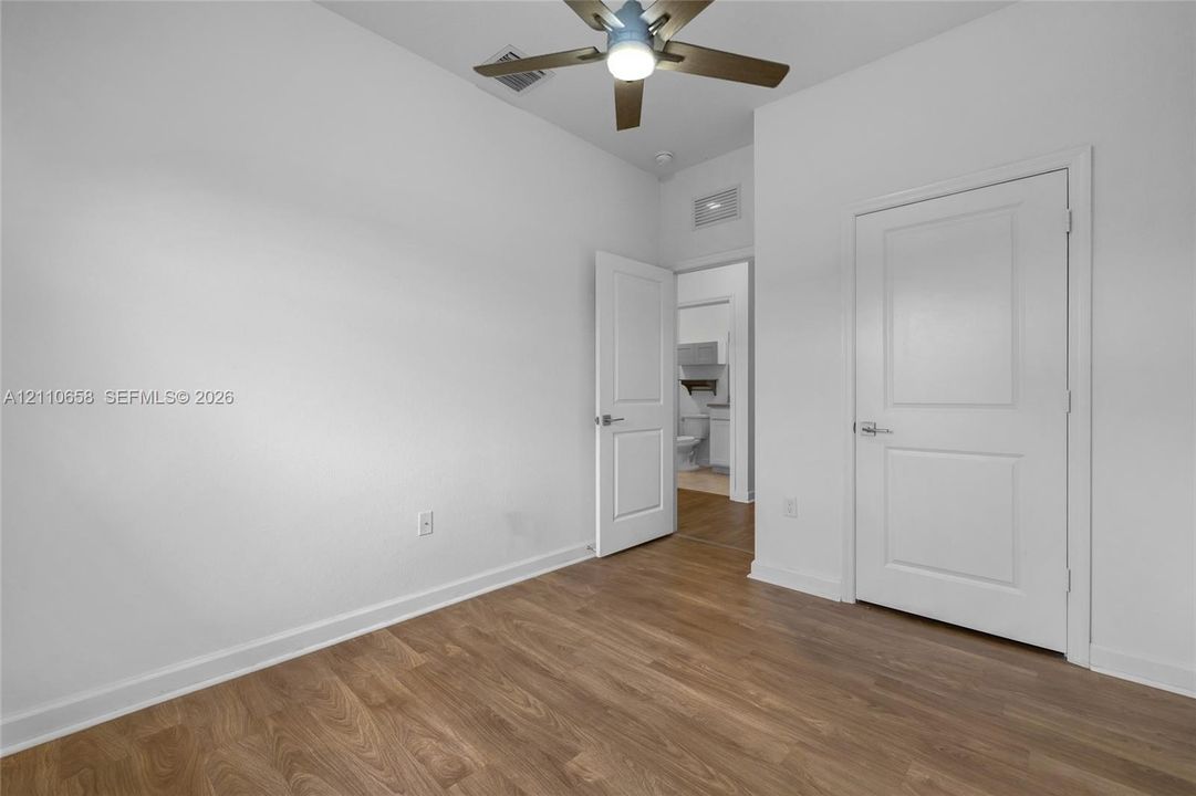 For Sale: $314,900 (3 beds, 2 baths, 1466 Square Feet)