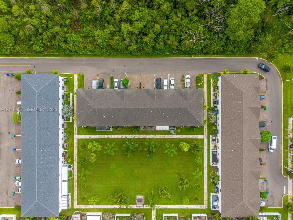 For Sale: $314,900 (3 beds, 2 baths, 1466 Square Feet)