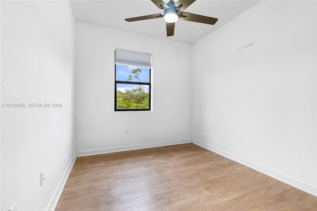 For Sale: $314,900 (3 beds, 2 baths, 1466 Square Feet)
