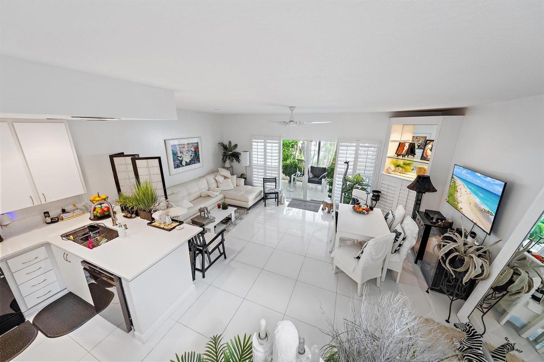 79 Tall Oaks Cir-23