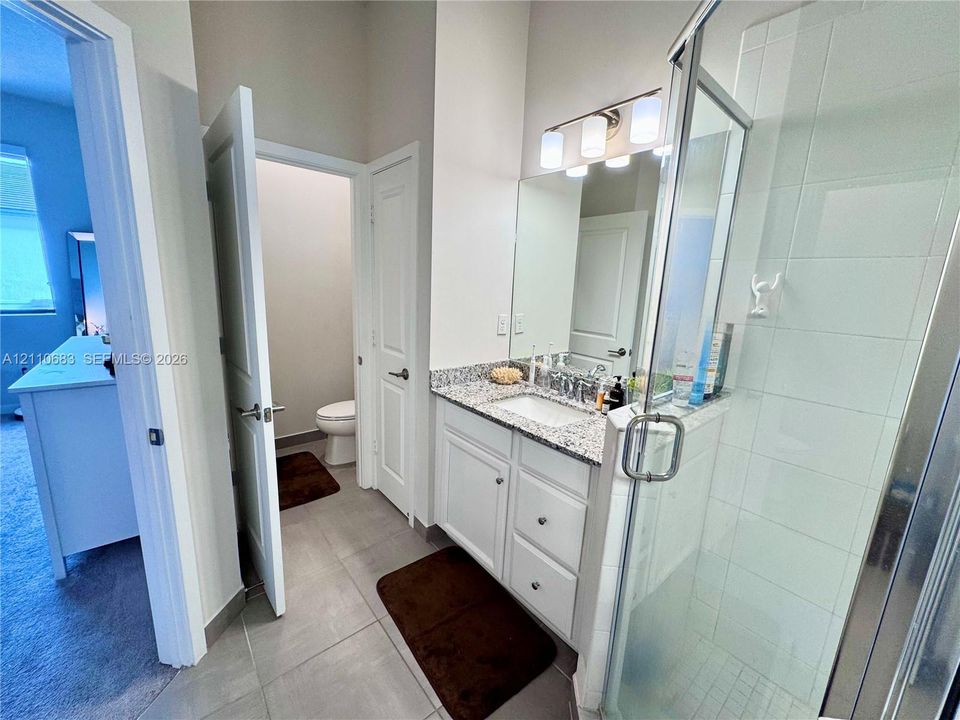 For Rent: $2,950 (3 beds, 2 baths, 1530 Square Feet)