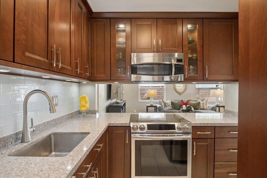 08-108 NE 22nd St-10