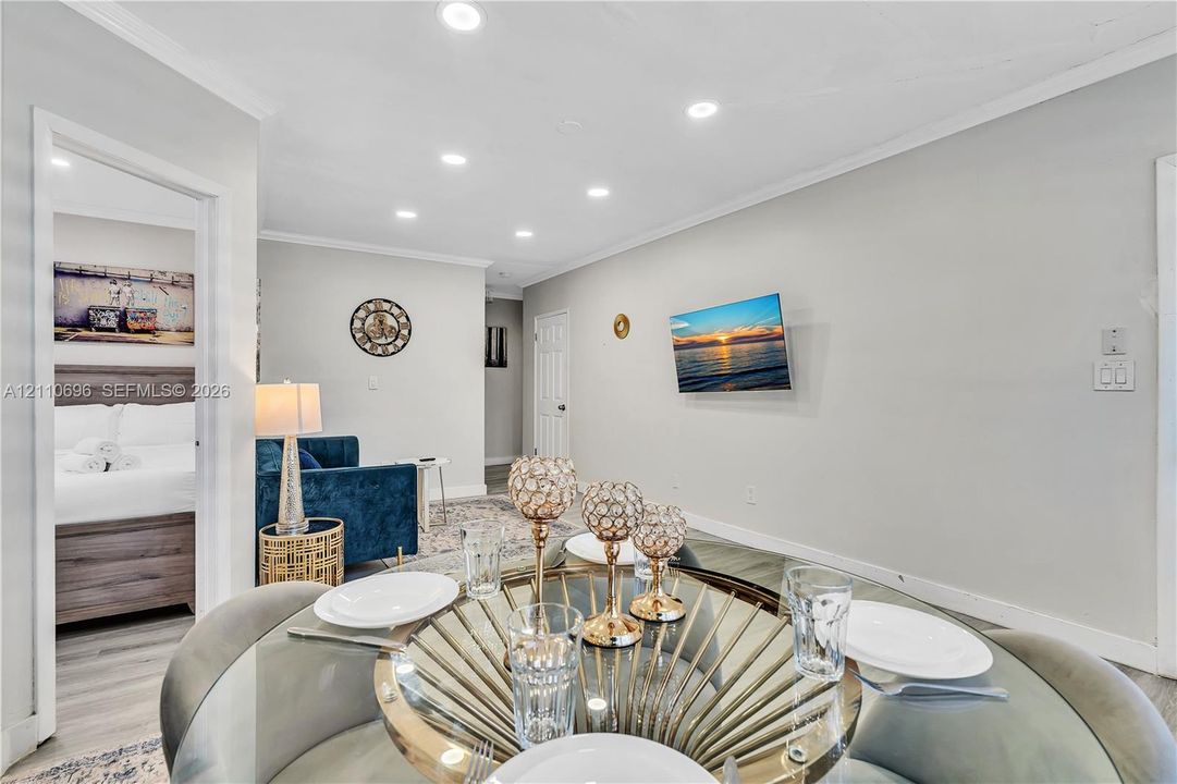 В аренду: $2,900 (2 спален, 1 ванн, 15612 Квадратных фут)