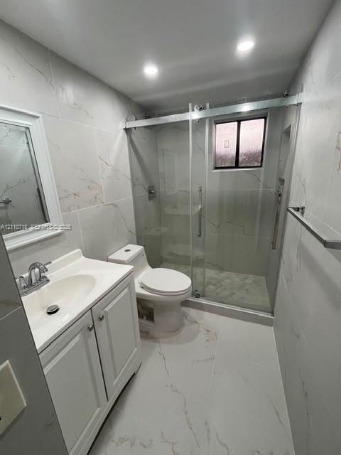 В аренду: $2,150 (2 спален, 2 ванн, 965 Квадратных фут)