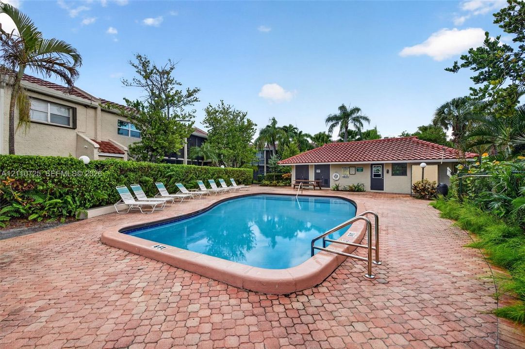 Secondary pool